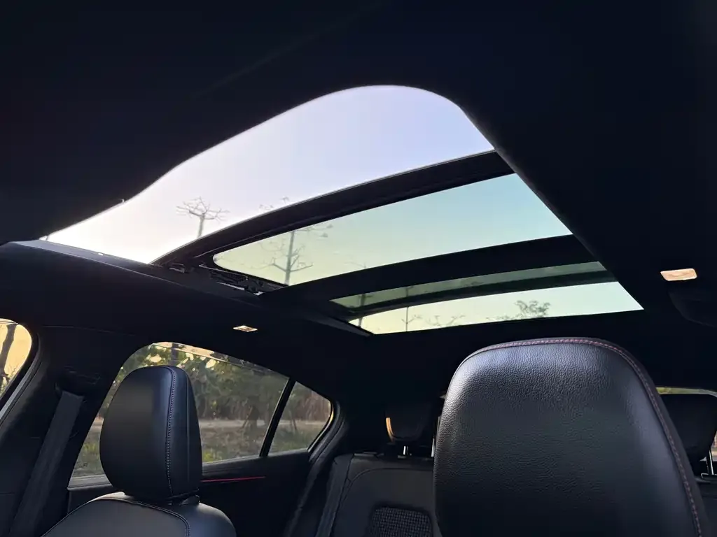 Ford Focus 2022 из CN, фото 2