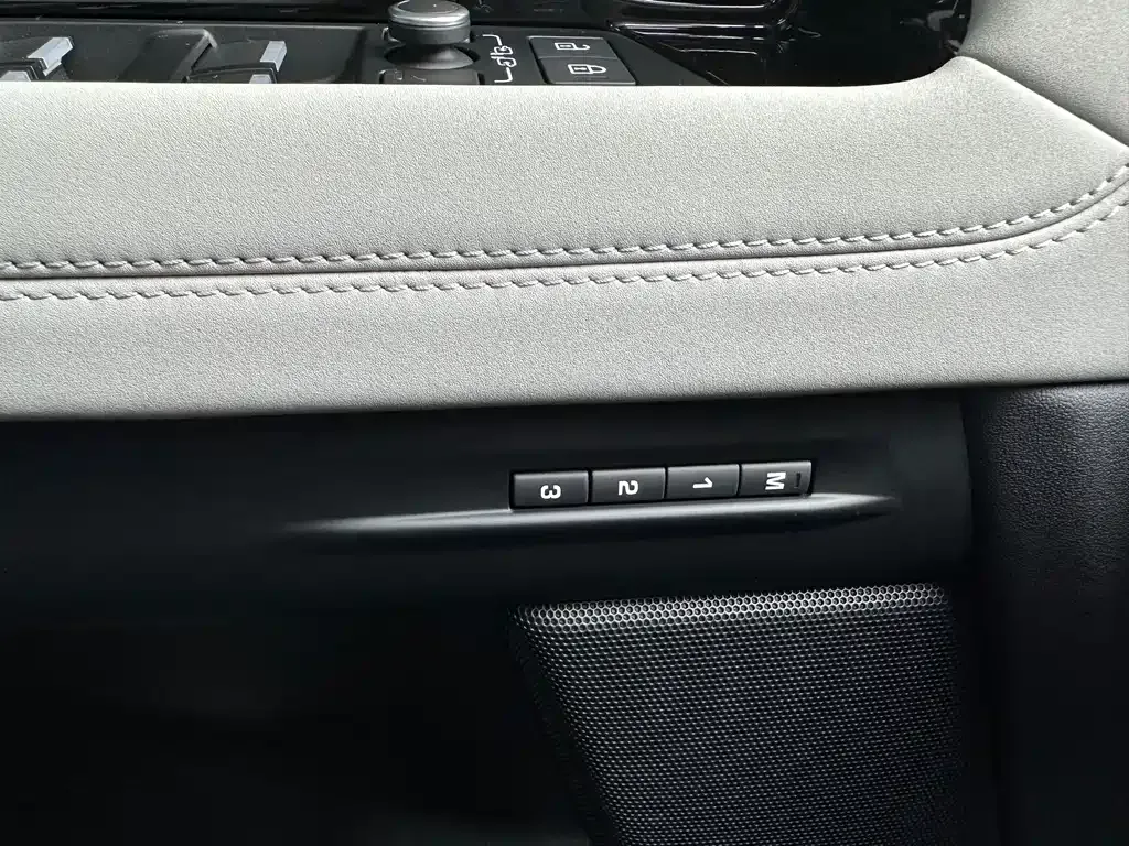 Land Rover Evoque 2024 из CN, фото 9