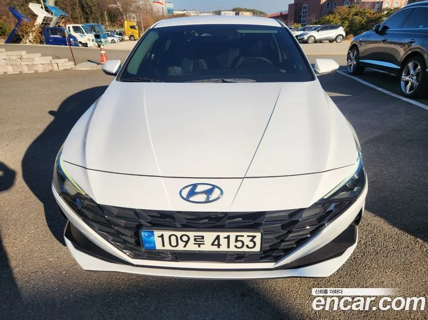 Hyundai AVANTE 2022 из KR, фото 1