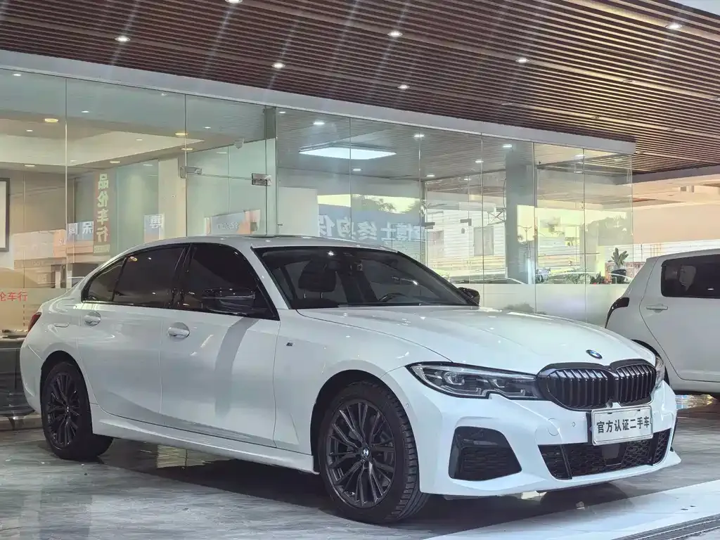 BMW 3 Series 2022 из CN, фото 5