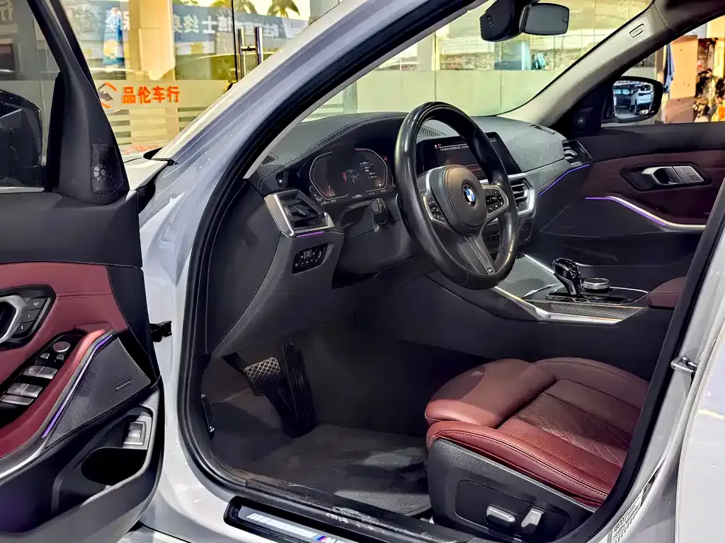 BMW 3 Series 2022 из CN, фото 6