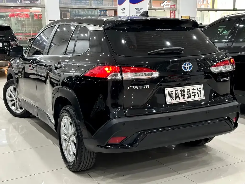 Toyota Frontlander 2023 из CN, фото 4