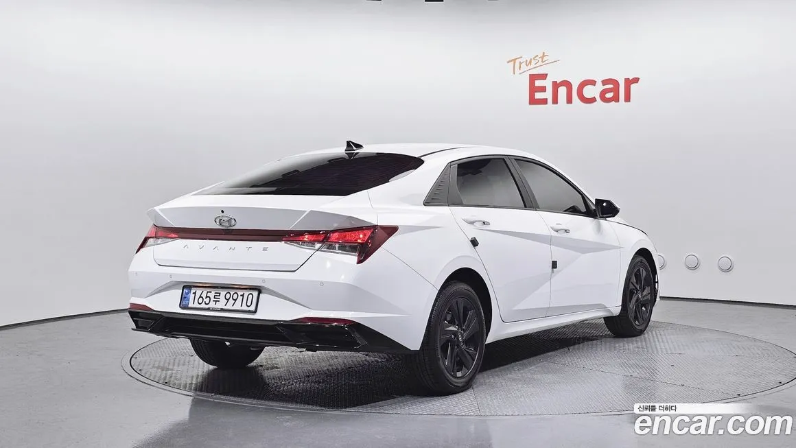 Hyundai AVANTE 2023 из KR, фото 2