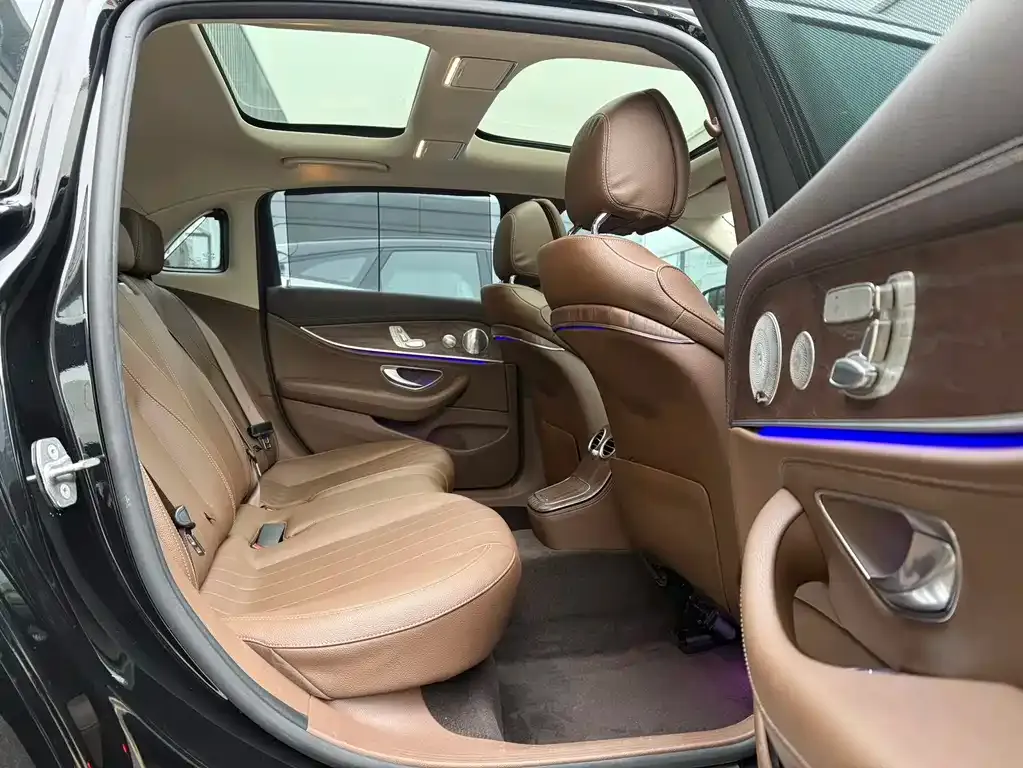 Mercedes-Benz E-Class 2021 из CN, фото 7