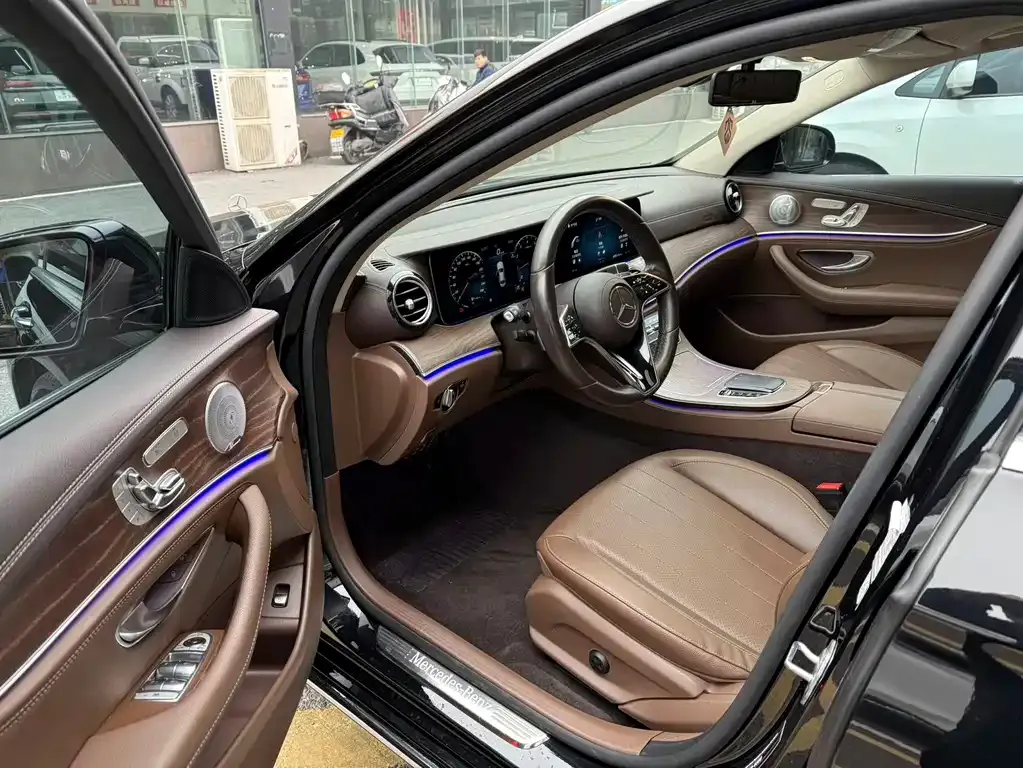 Mercedes-Benz E-Class 2021 из CN, фото 3