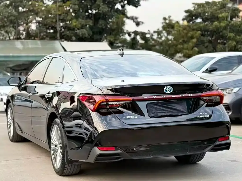 Toyota Avalon 2021 из CN, фото 2