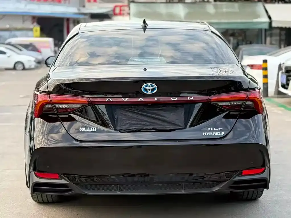 Toyota Avalon 2021 из CN, фото 7