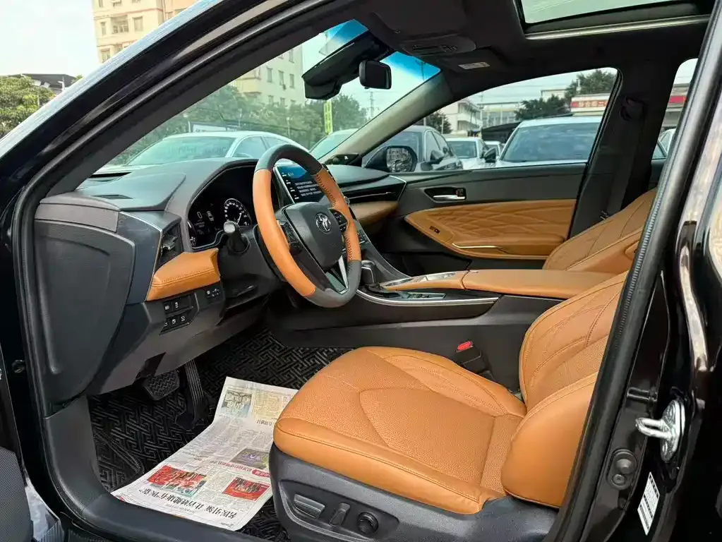 Toyota Avalon 2021 из CN, фото 10