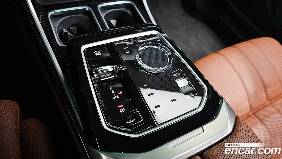 BMW 7-Series 2025 из KR, фото 10