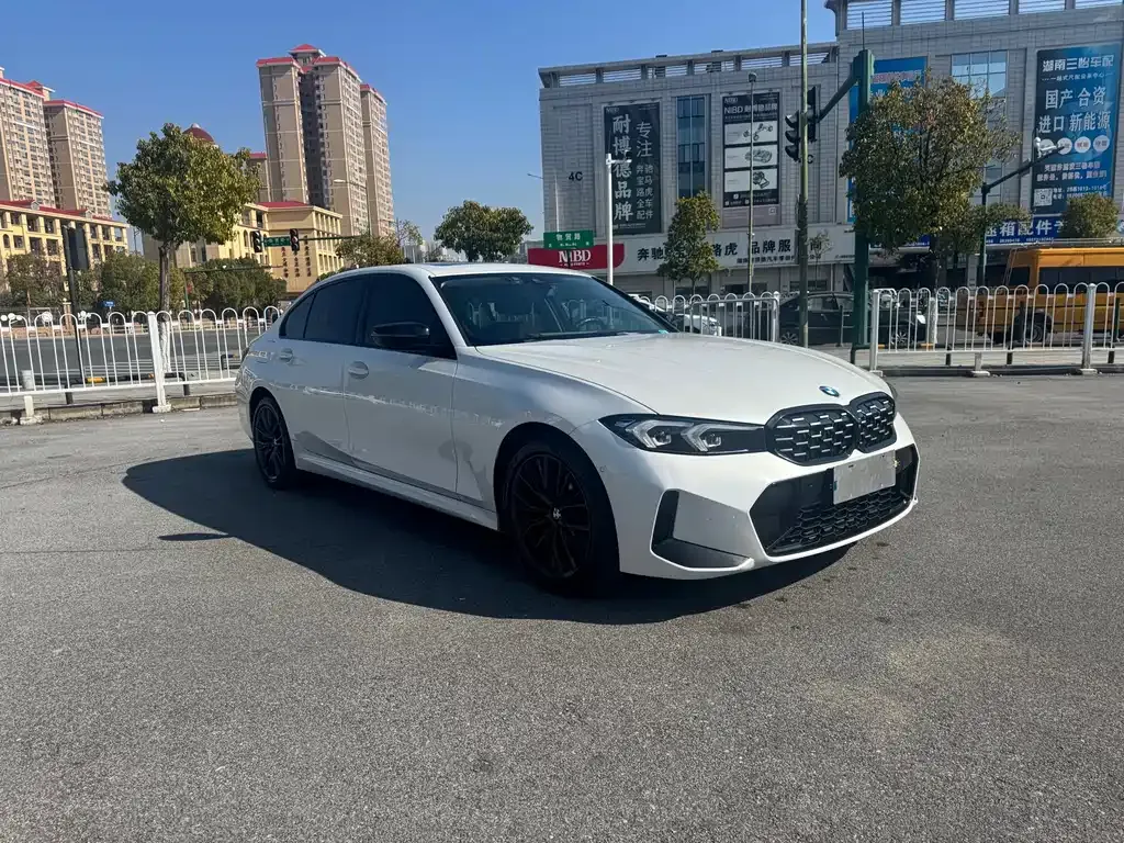 BMW 3 Series 2023 из CN, фото 10