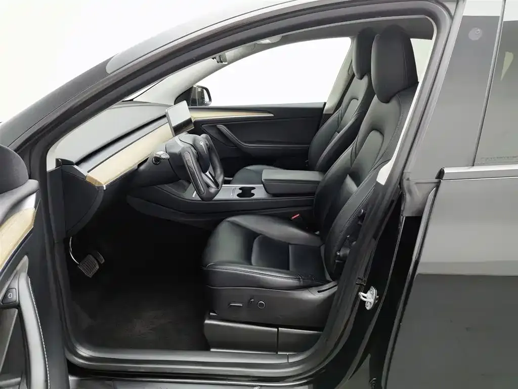 Tesla Model Y 2022 из CN, фото 8