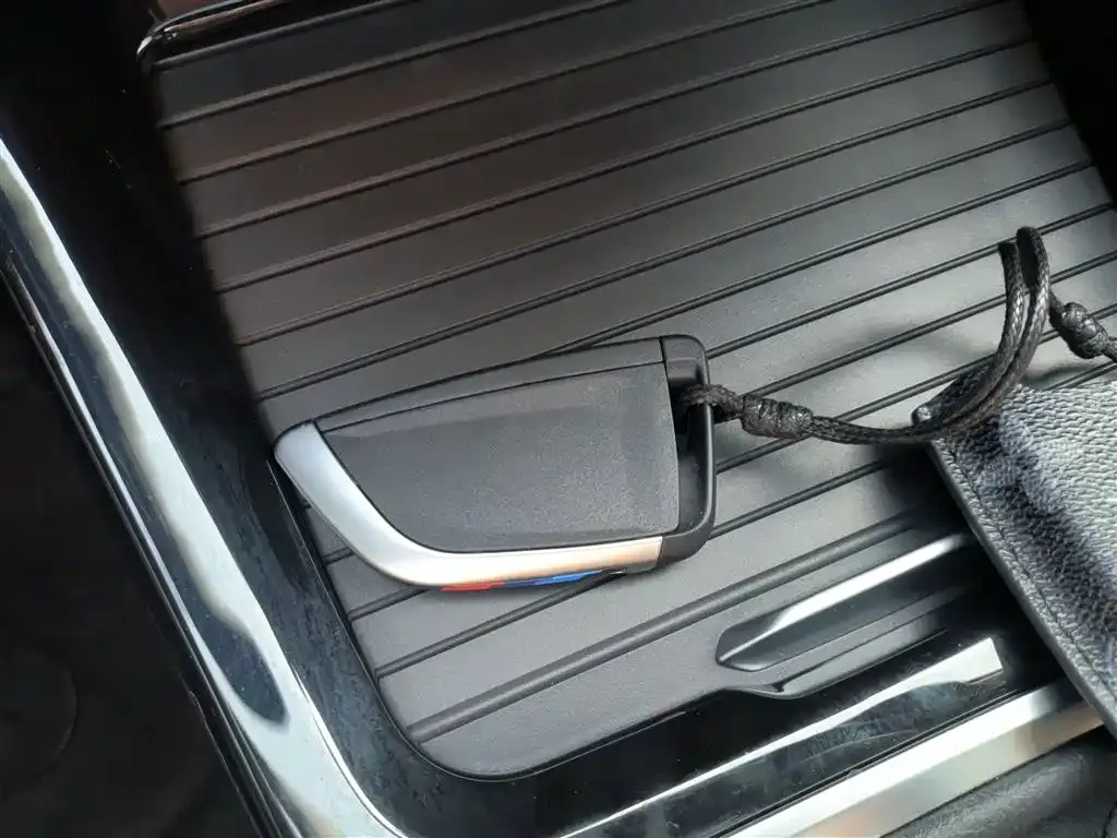 BMW 1 Series 2021 из CN, фото 7