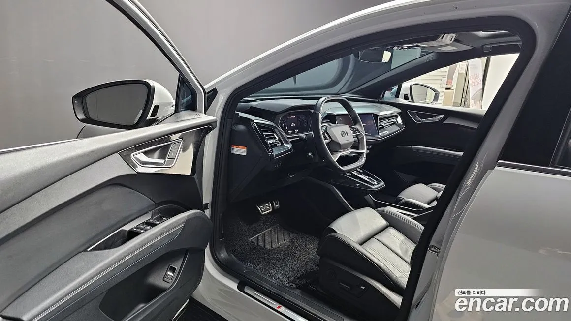 Audi Q4 e-tron 2023 из KR, фото 10