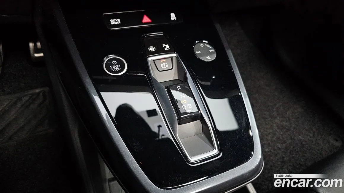 Audi Q4 e-tron 2023 из KR, фото 5