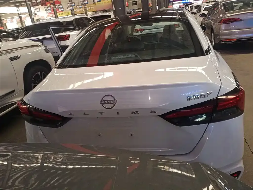 Nissan Teana 2023 из CN, фото 4