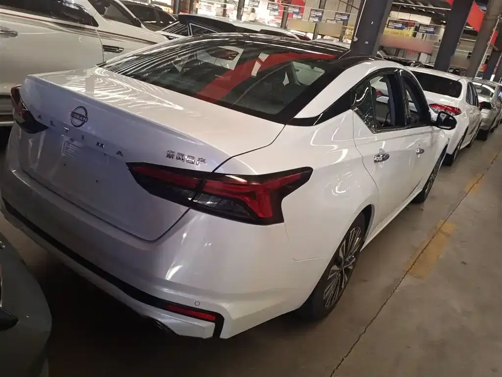 Nissan Teana 2023 из CN, фото 9