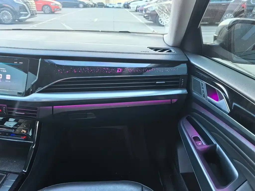 Volkswagen Passat 2023 из CN, фото 8