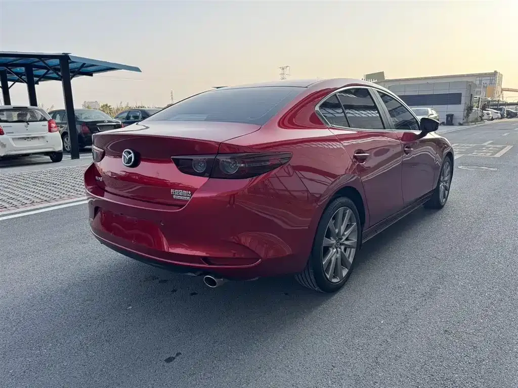 Mazda 3 Axela 2023 из CN, фото 8