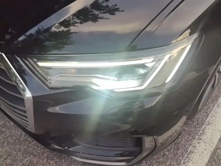 Audi A6L 2021 из CN, фото 2