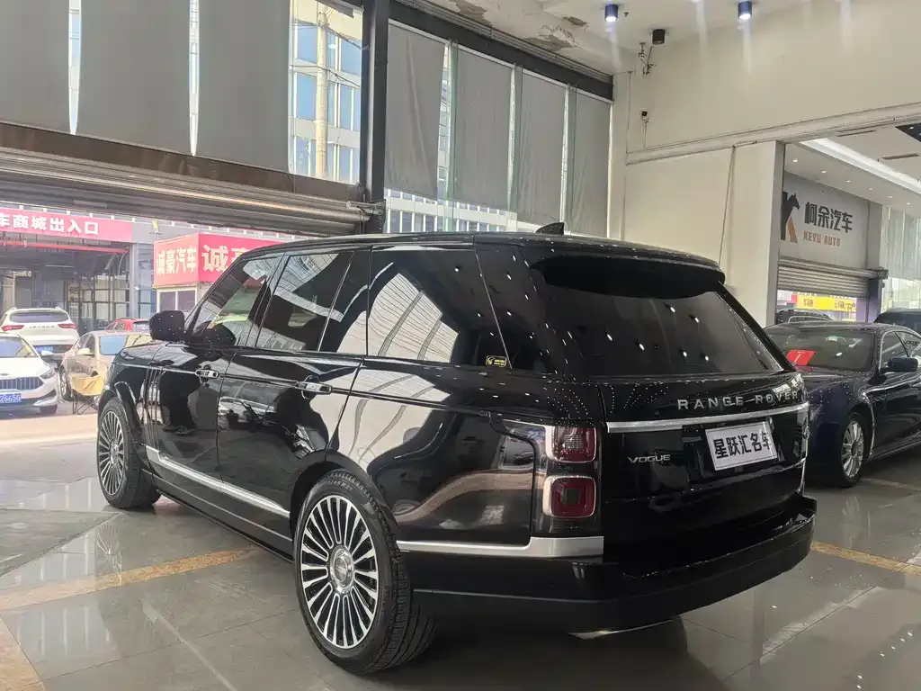 Land Rover Range Rover 2021 из CN, фото 2