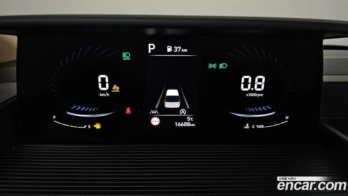 Hyundai Staria 2025 из KR, фото 3
