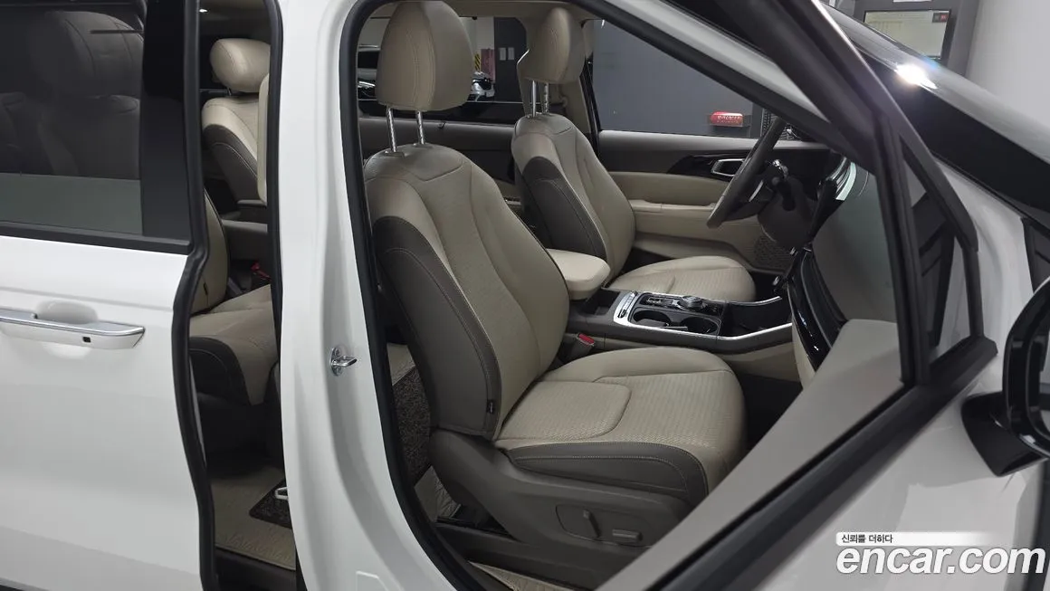 Kia Carnival 2025 из KR, фото 4