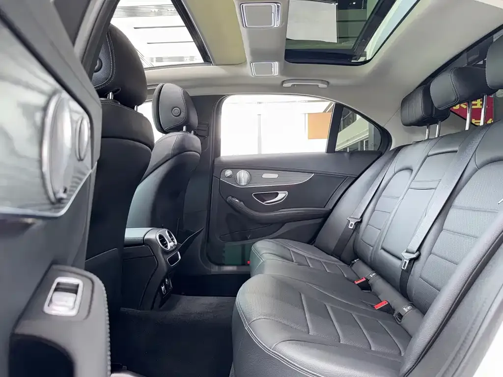 Mercedes-Benz C-Class 2021 из CN, фото 2
