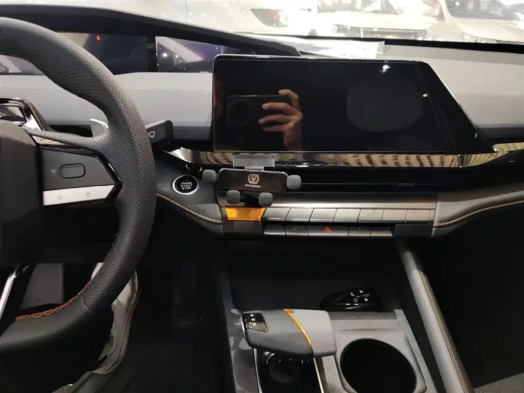 Changan UNI-V 2023 из CN, фото 10