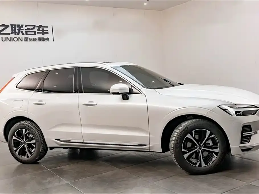 Volvo XC60 2025 из CN, фото 3