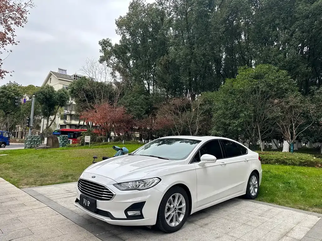 Ford Mondeo 2022 из CN, фото 5