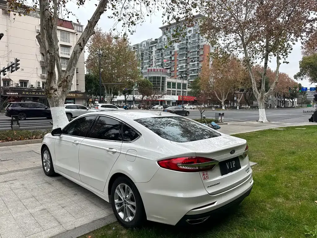 Ford Mondeo 2022 из CN, фото 7