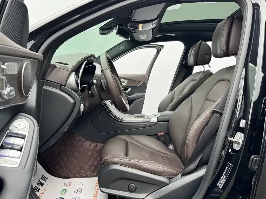 Mercedes-Benz GLC 2022 из CN, фото 2