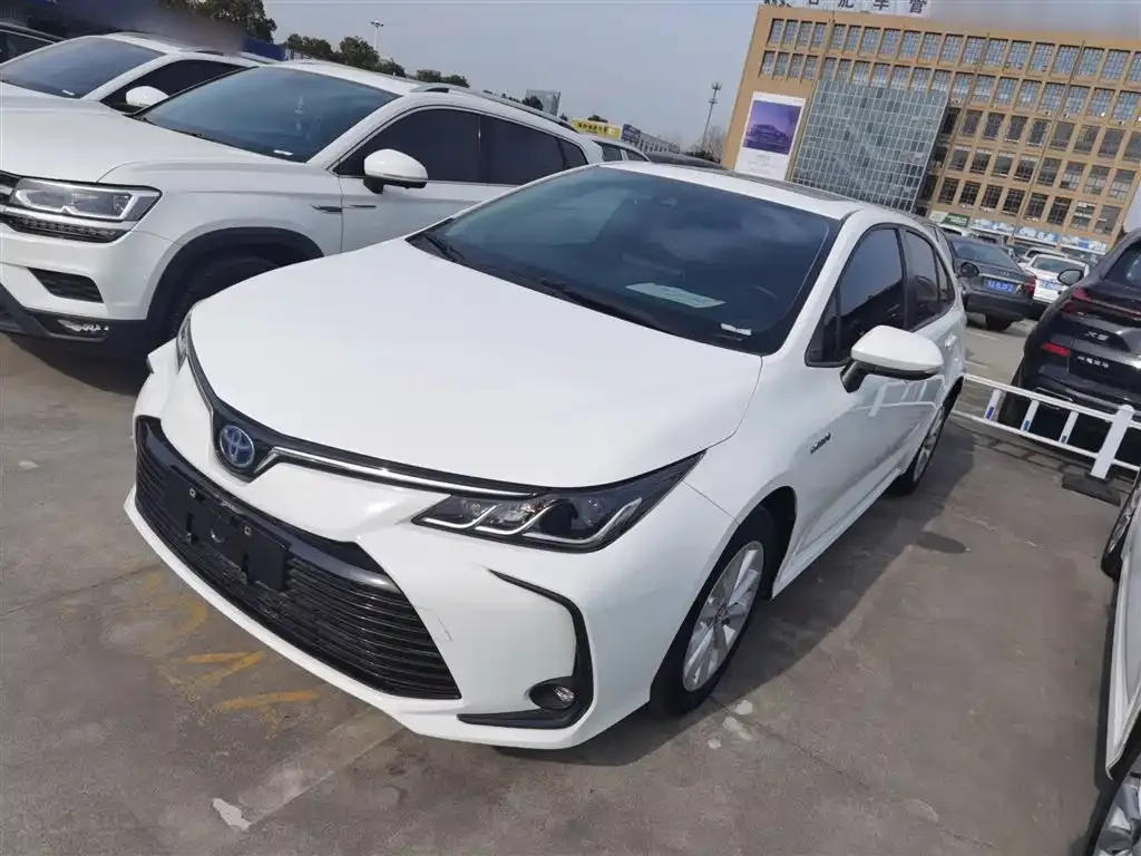 Toyota Corolla 2022 из CN, фото 1