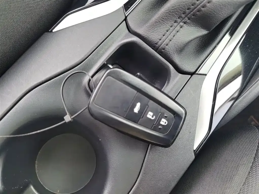 Toyota Corolla 2022 из CN, фото 8
