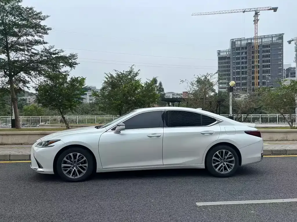 Lexus ES 2024 из CN, фото 10