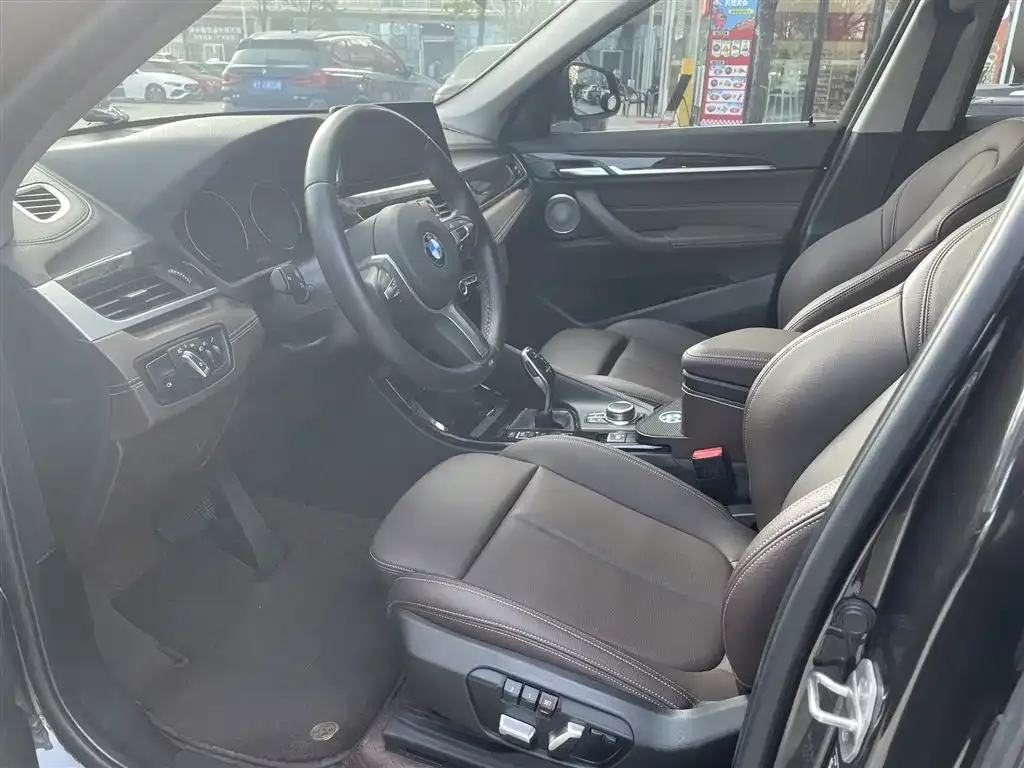BMW X1 2022 из CN, фото 4