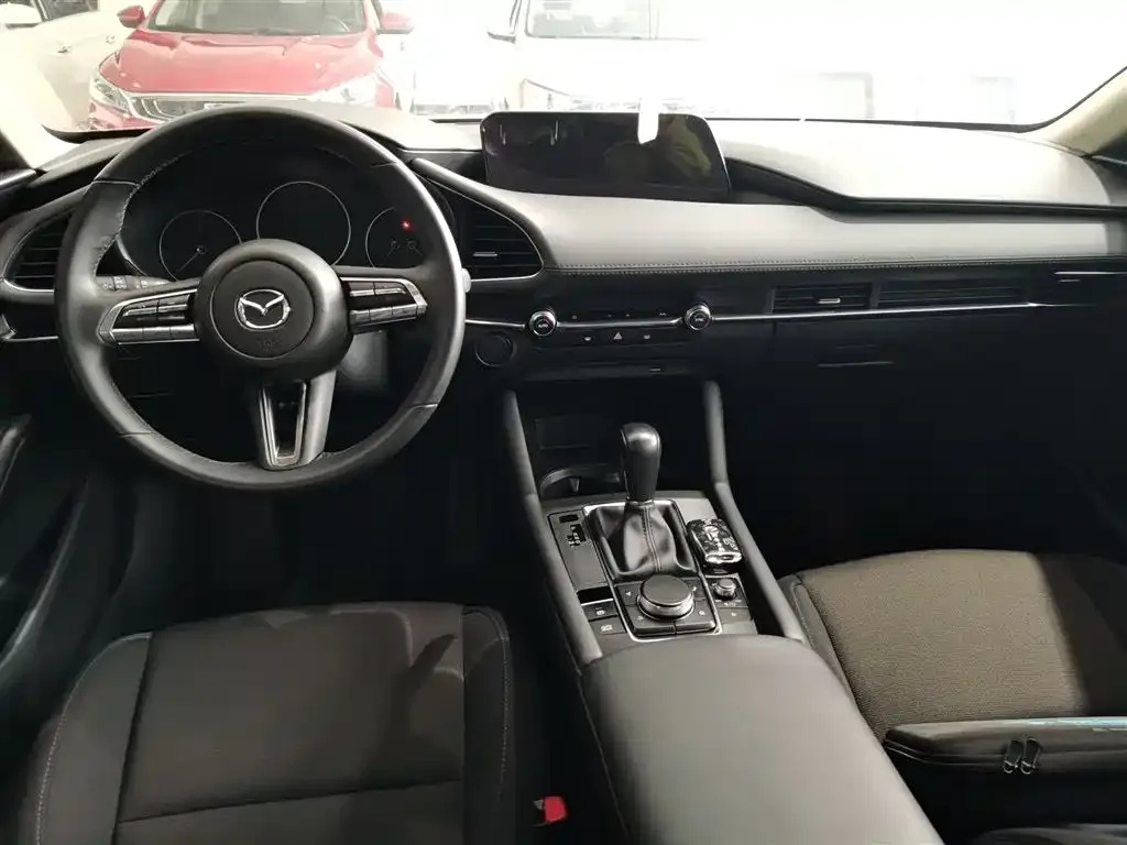Mazda 3 Axela 2023 из CN, фото 3