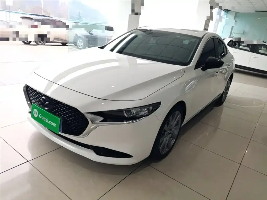 Mazda 3 Axela 2023 из CN, фото 10