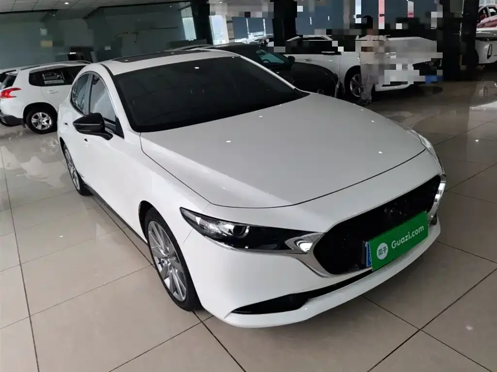 Mazda 3 Axela 2023 из CN, фото 6