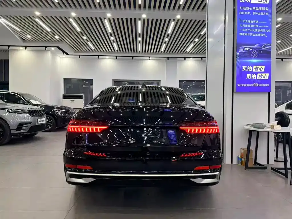 Audi A6L 2023 из CN, фото 9