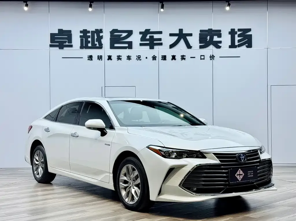 Toyota Avalon 2022 из CN, фото 1