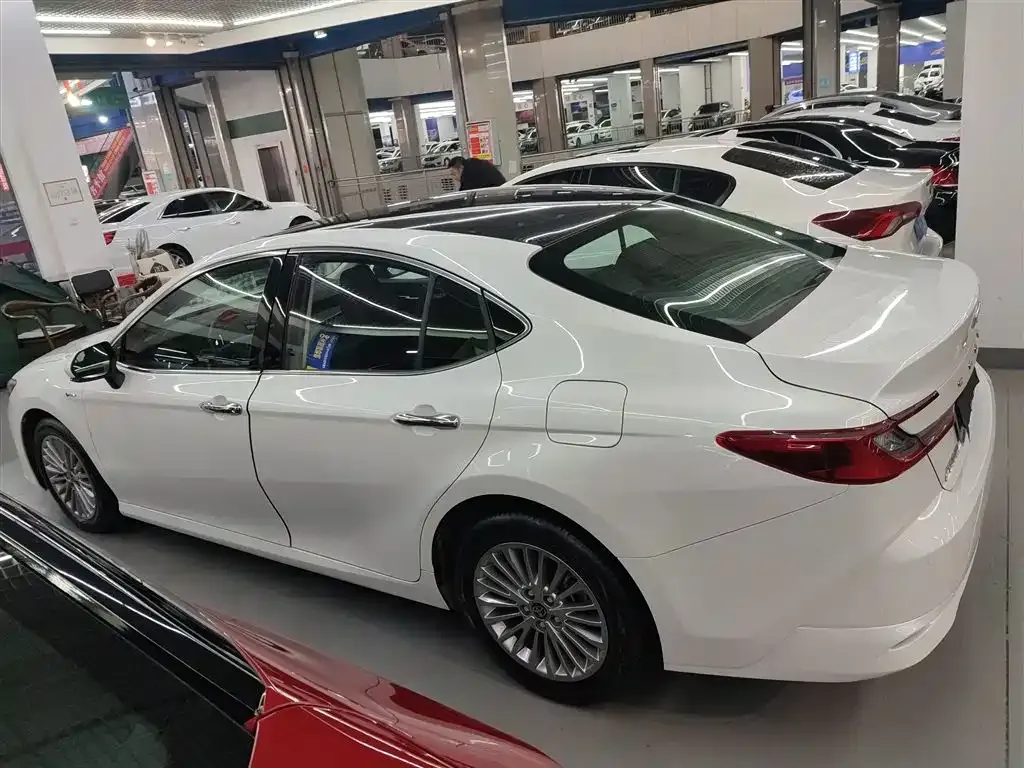 Toyota Camry 2025 из CN, фото 9
