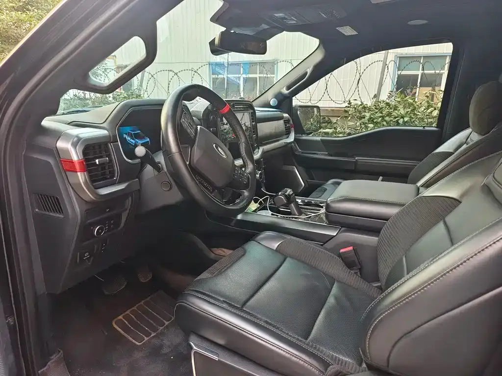 Ford F-150 Raptor 2023 из CN, фото 8