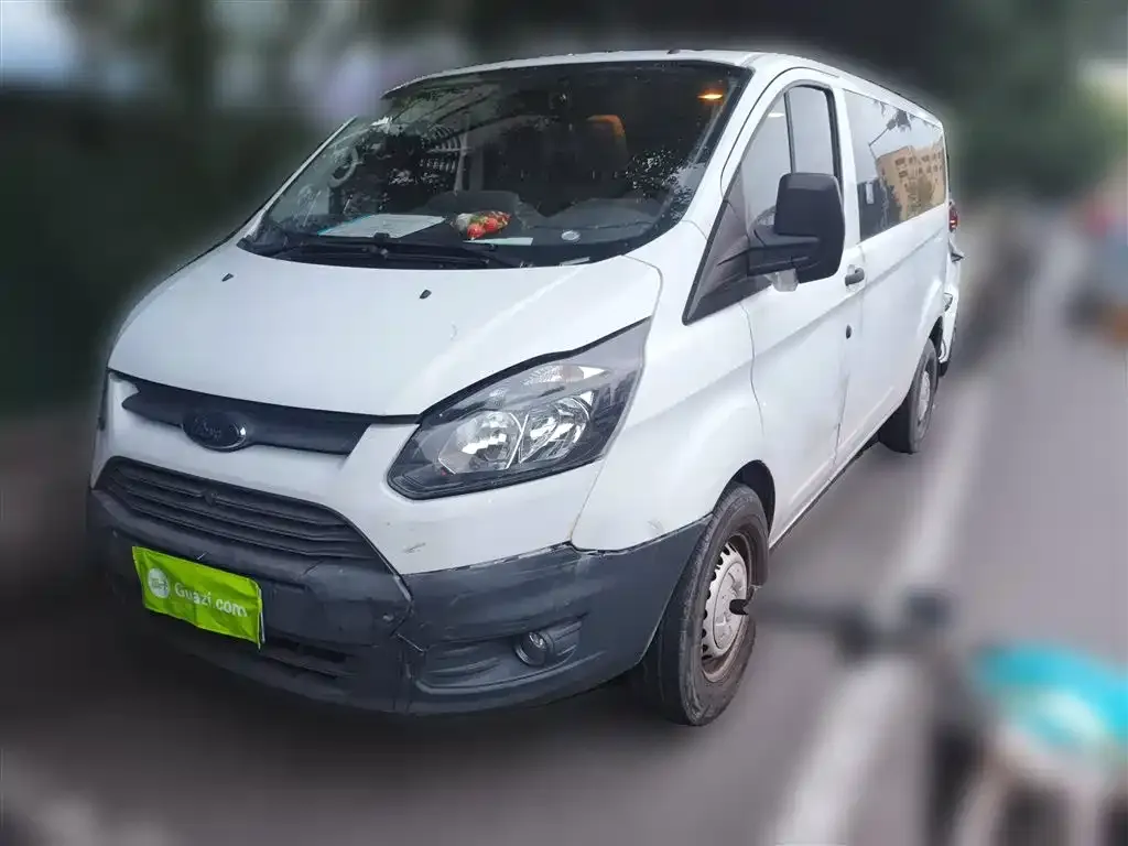 Ford Transit 2023 из CN, фото 1