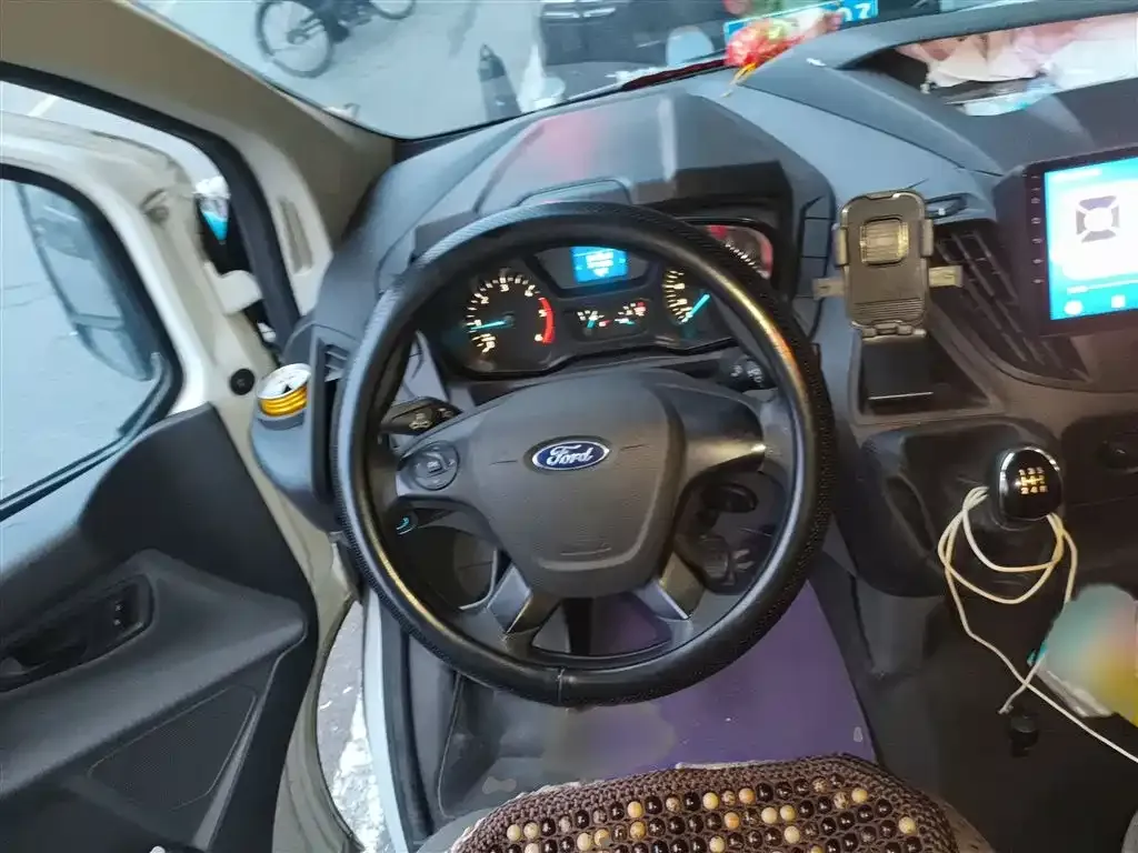 Ford Transit 2023 из CN, фото 3