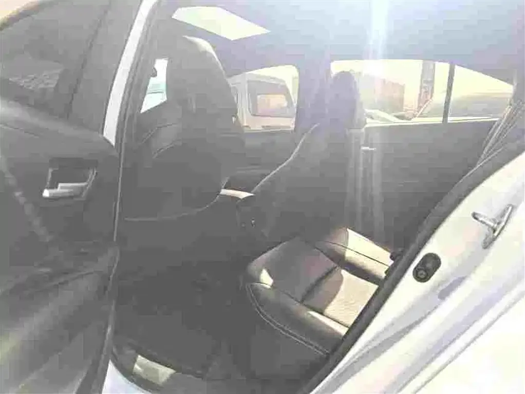 Toyota Levin 2022 из CN, фото 4