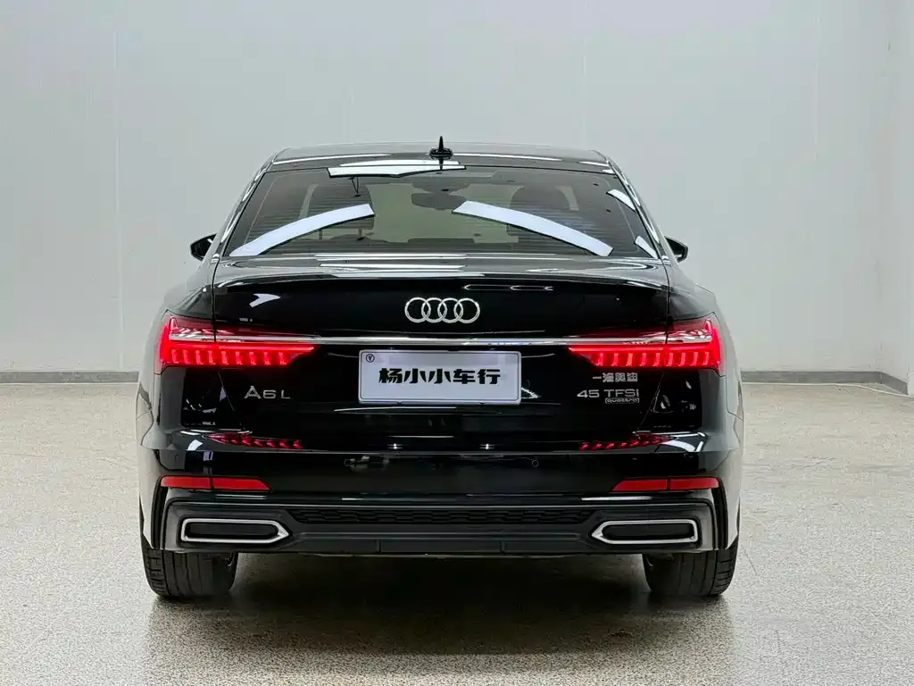 Audi A6L 2022 из CN, фото 2