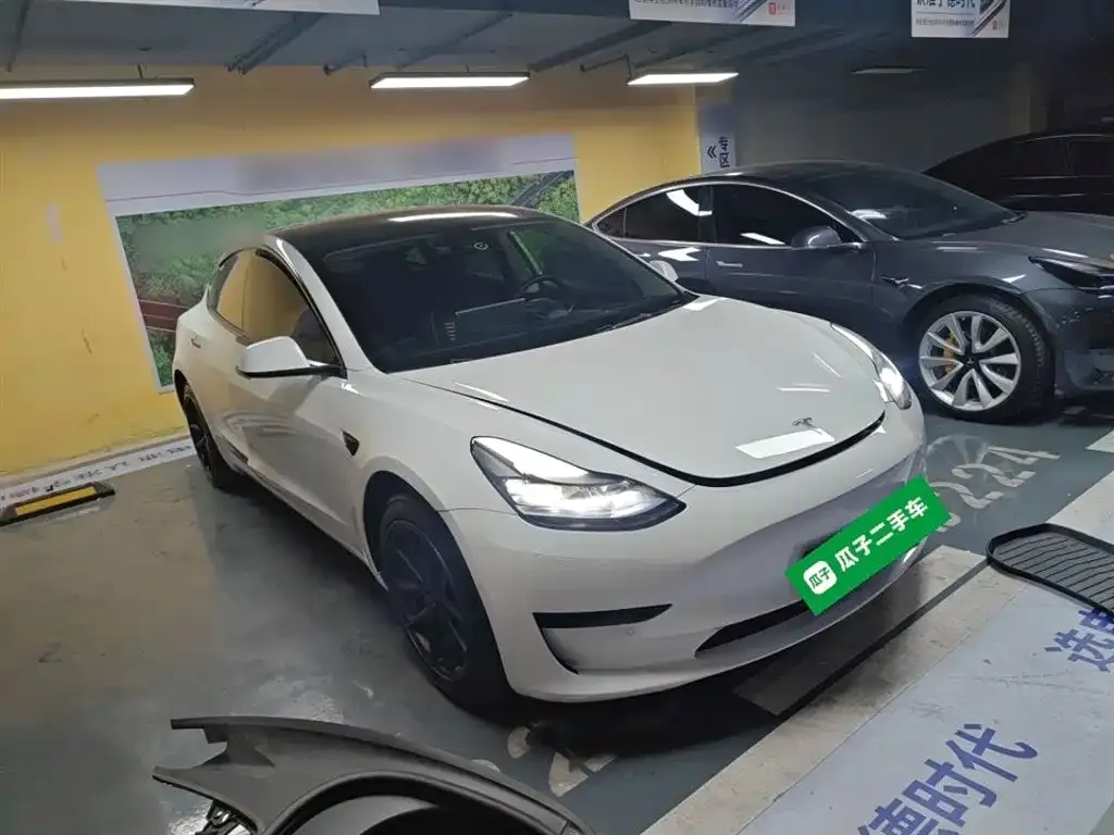 Tesla Model 3 2023 из CN, фото 5