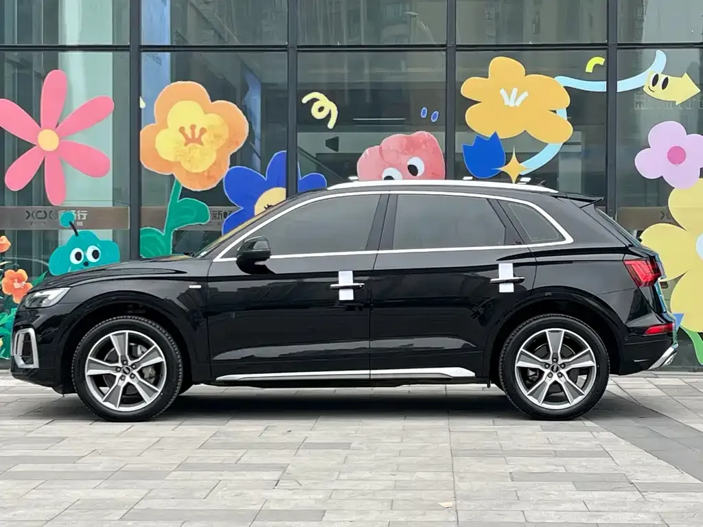 Audi Q5L 2021 из CN, фото 6