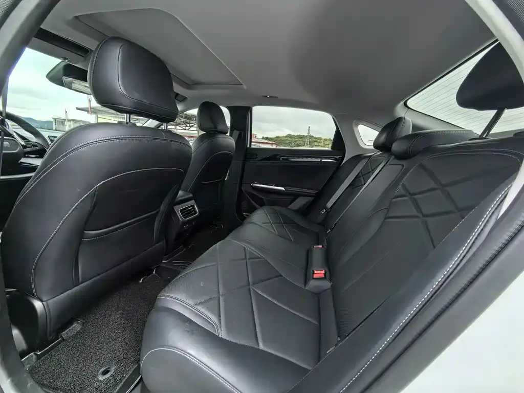 Geely Galaxy L6 2024 из CN, фото 6